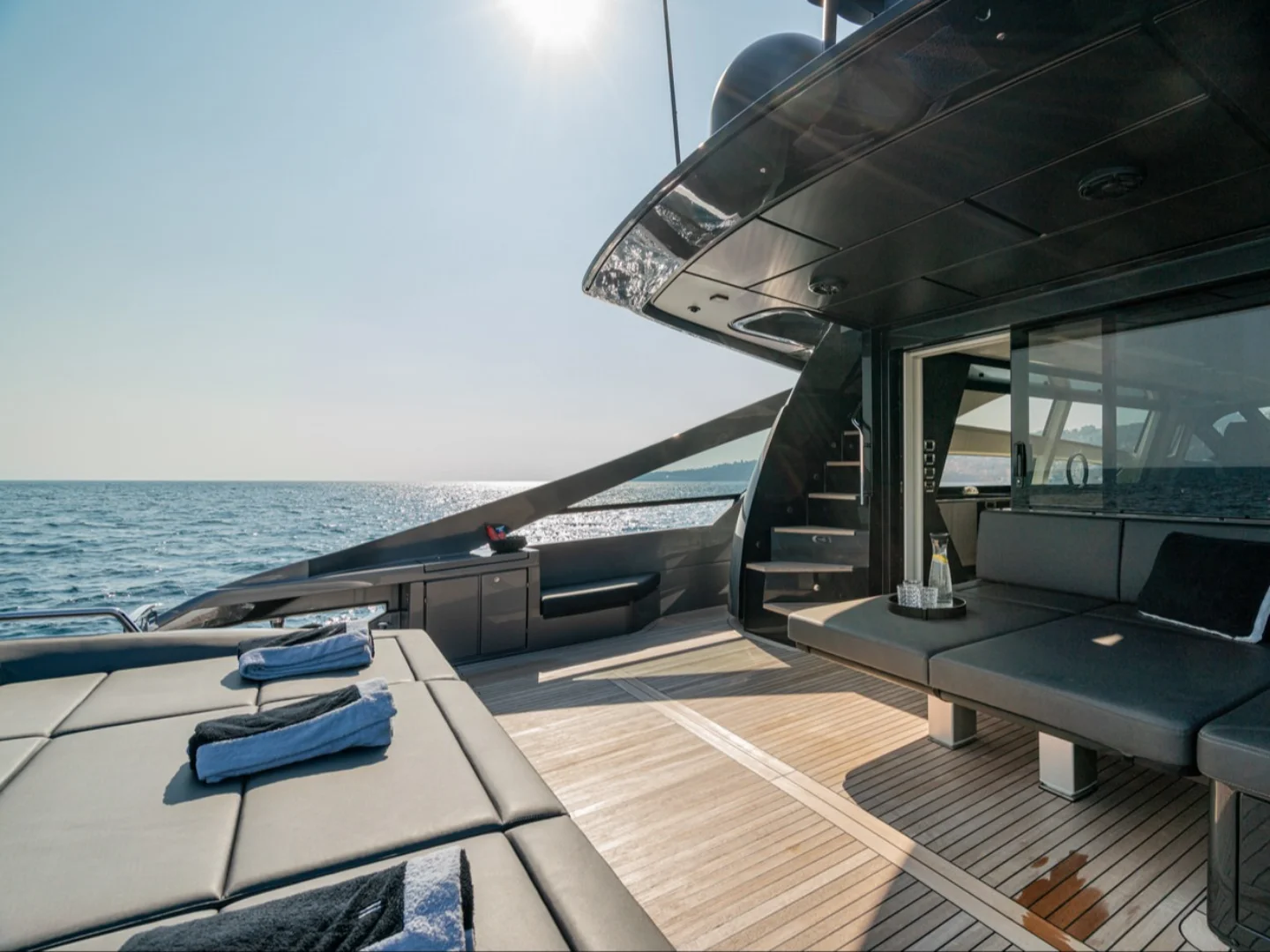 SOPHIA | Pershing 9X - Photo 24