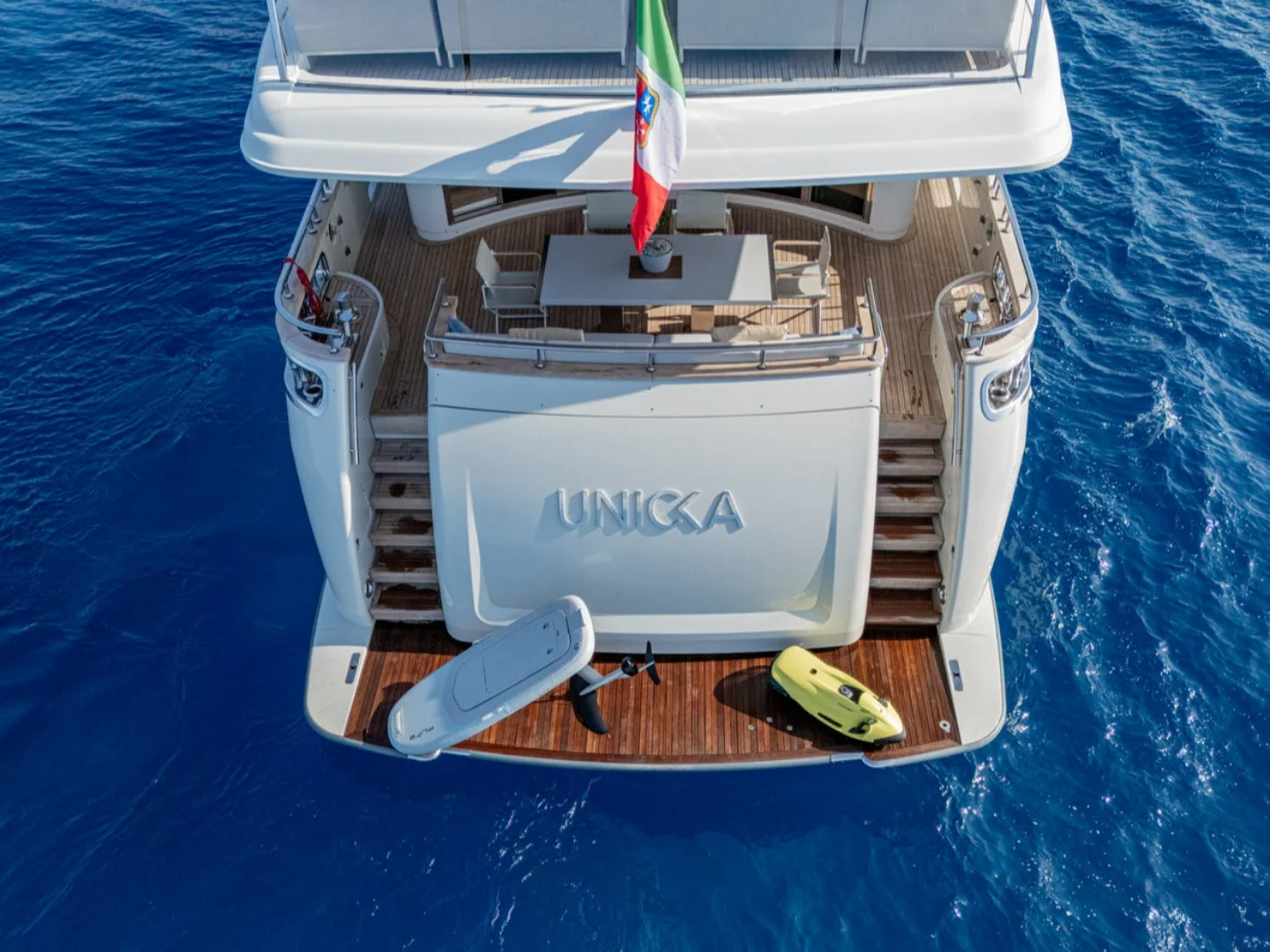 UNICKA | Sanlorenzo SD 92 - Photo 9