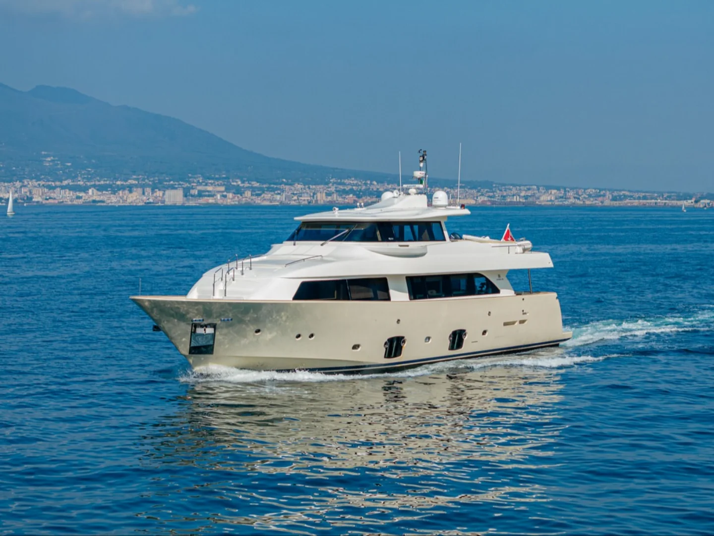 EOLIA | Custom Line 26 - Photo 3