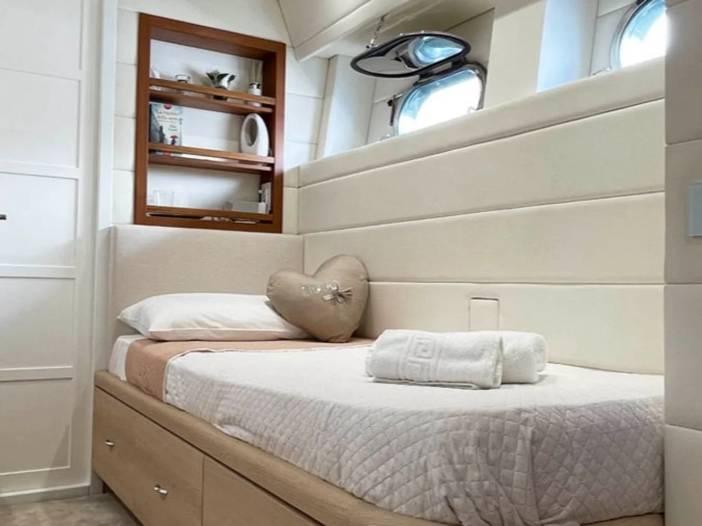 LA CHICCA | Benetti 72 - Photo 25