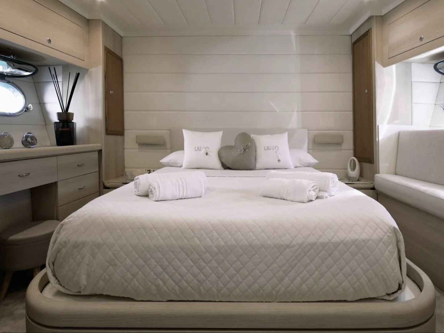 LA CHICCA | Benetti 72 - Photo 26