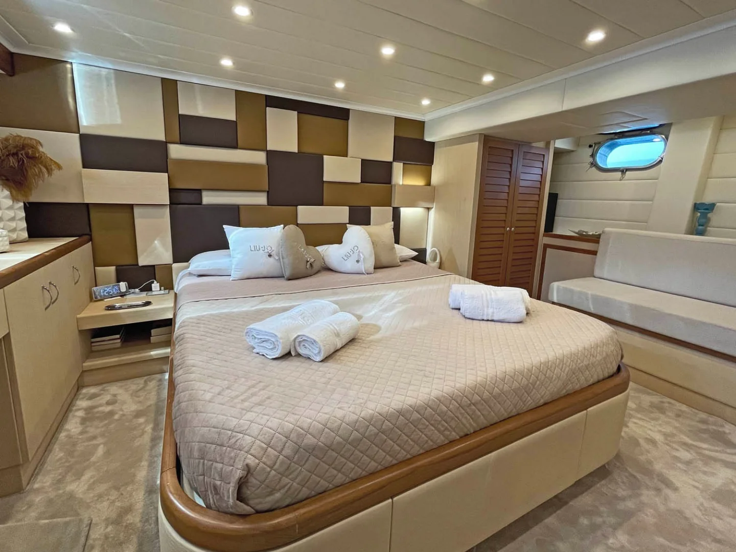 LA CHICCA | Benetti 72 - Photo 17
