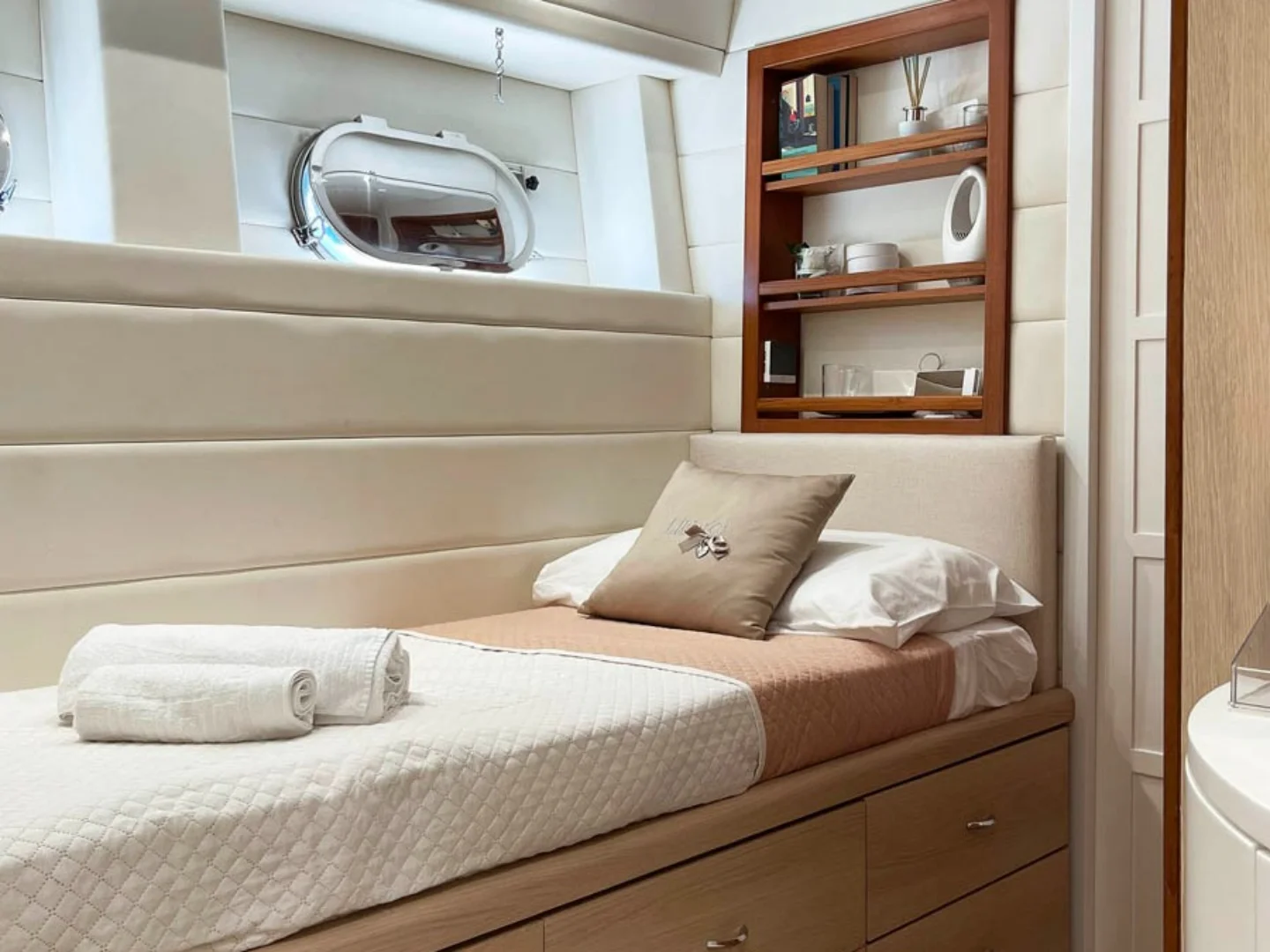 LA CHICCA | Benetti 72 - Photo 20