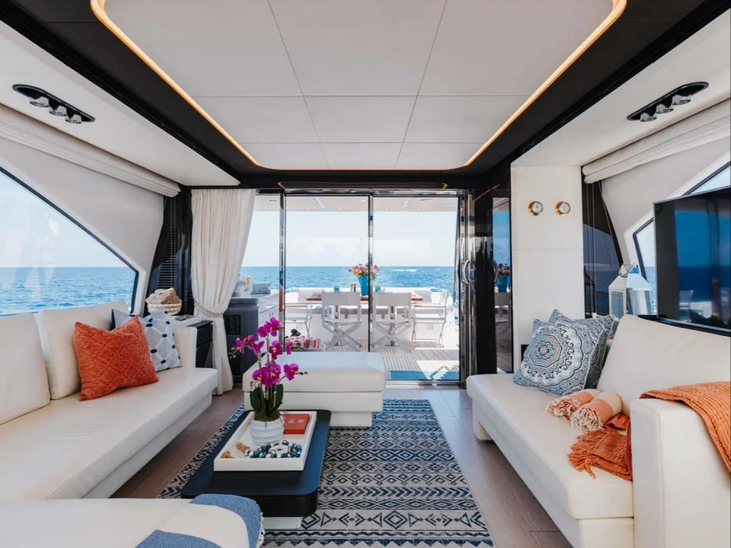 HIGH MAINTENANCE | Azimut 77S - Photo 8