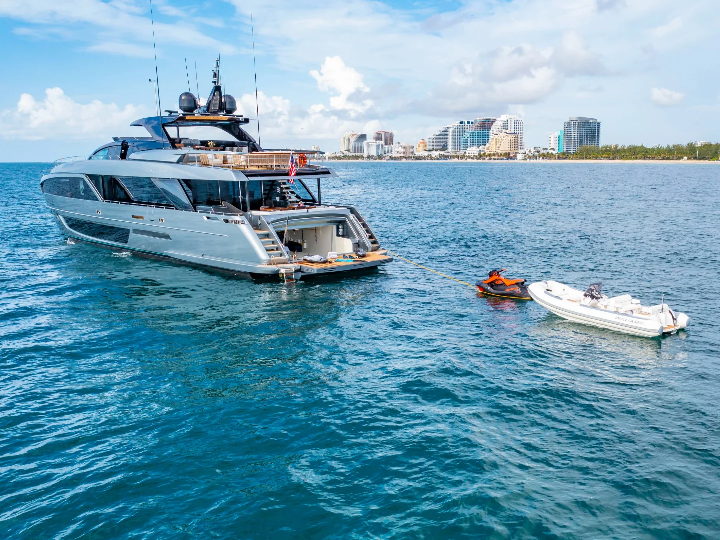 NO SURRENDER | Riva 110 - Photo 4