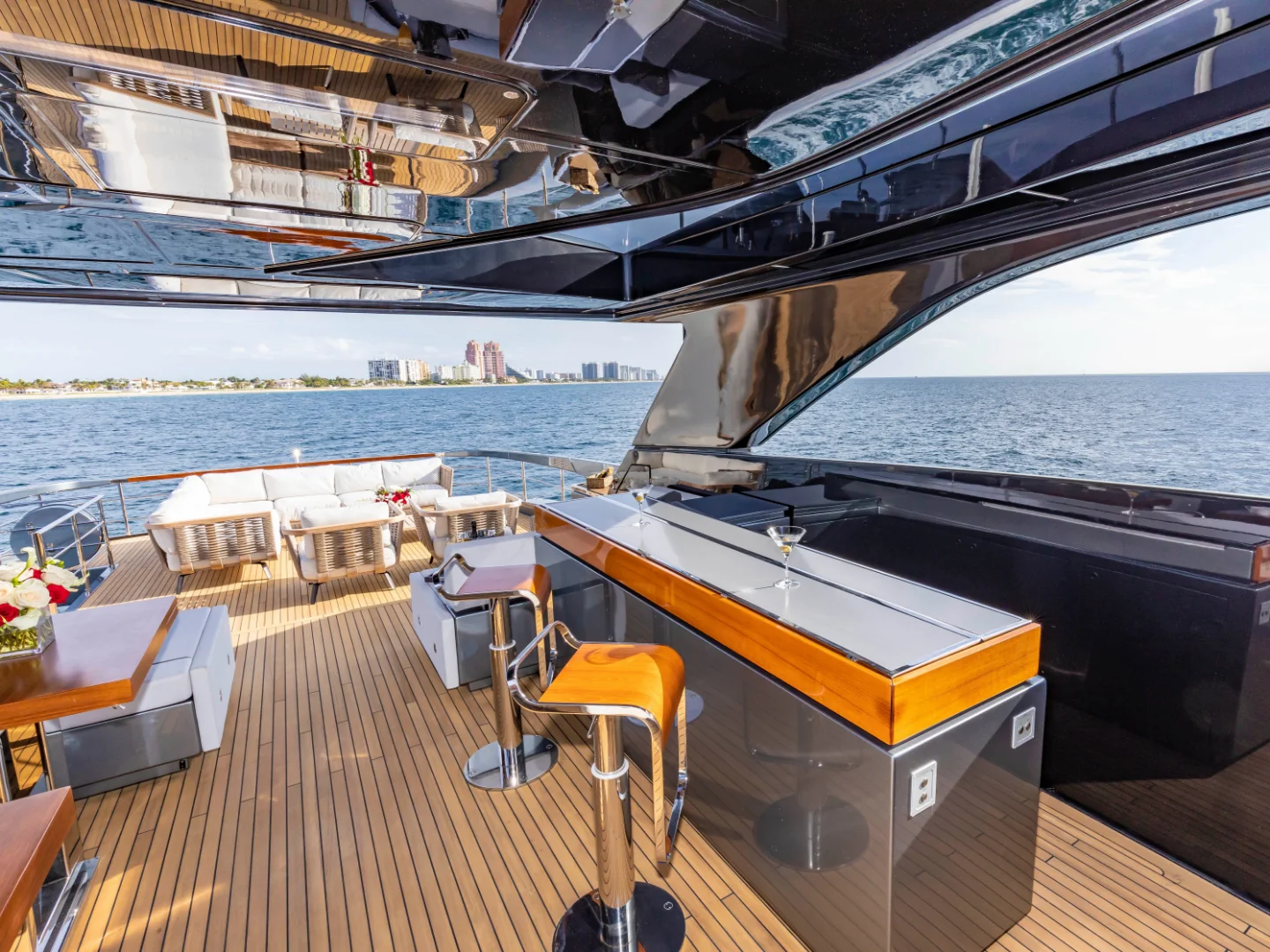 NO SURRENDER | Riva 110 - Photo 11