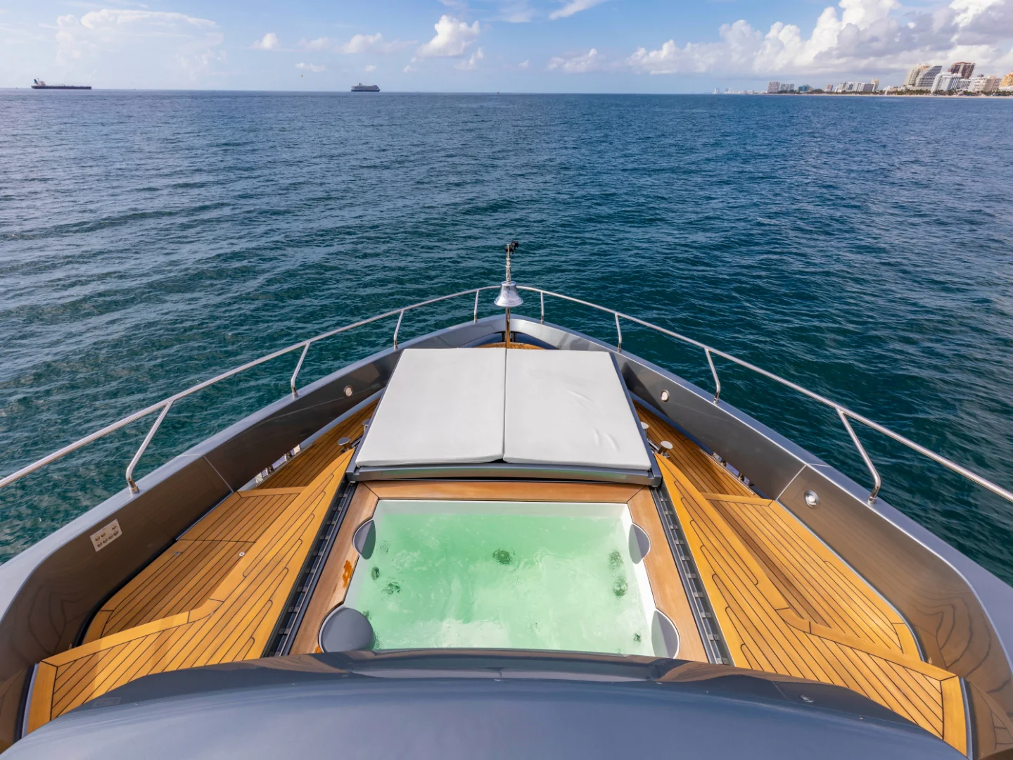 NO SURRENDER | Riva 110 - Photo 9