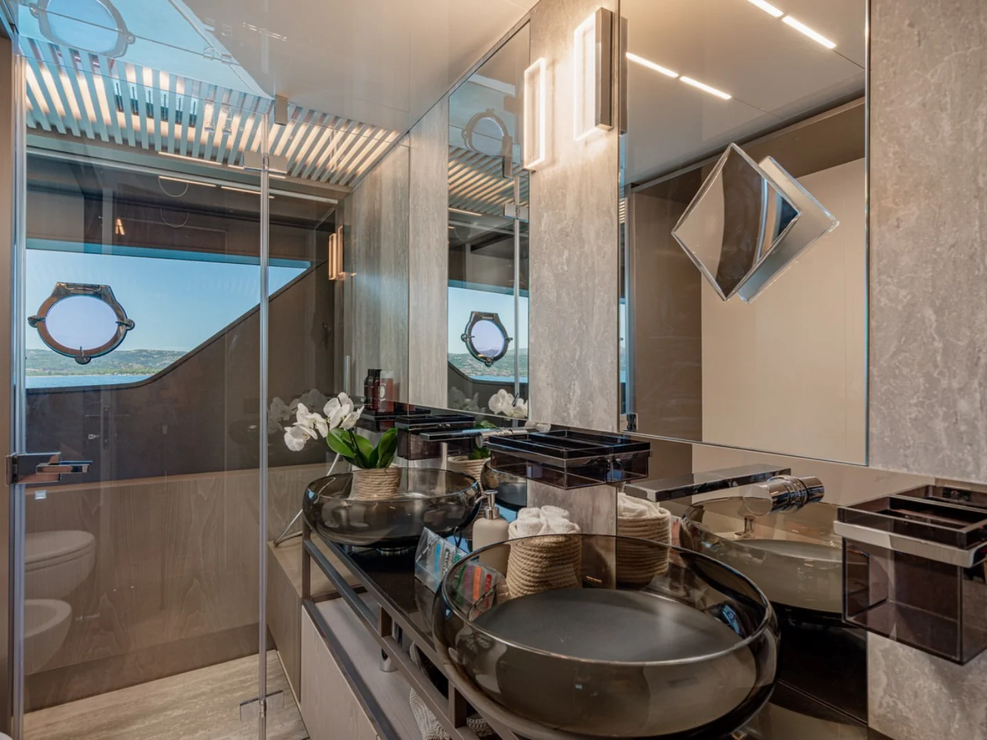 E3 | Ferretti 850 - Photo 32