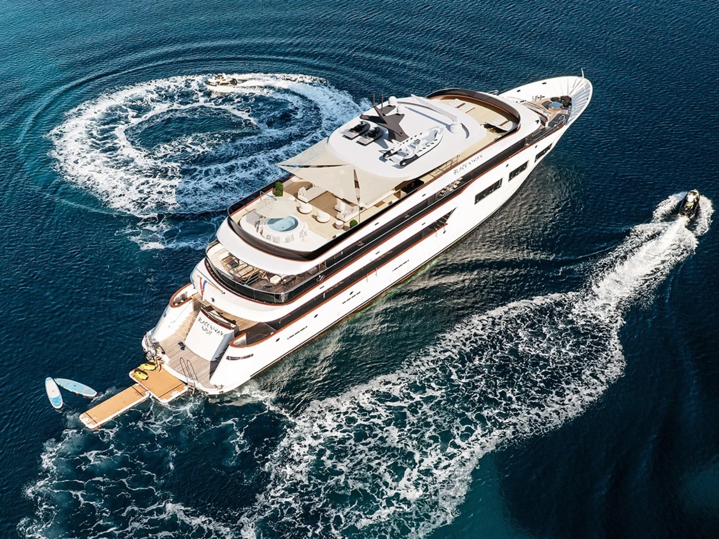 BLACK SWAN | Custom 50M - Photo 5
