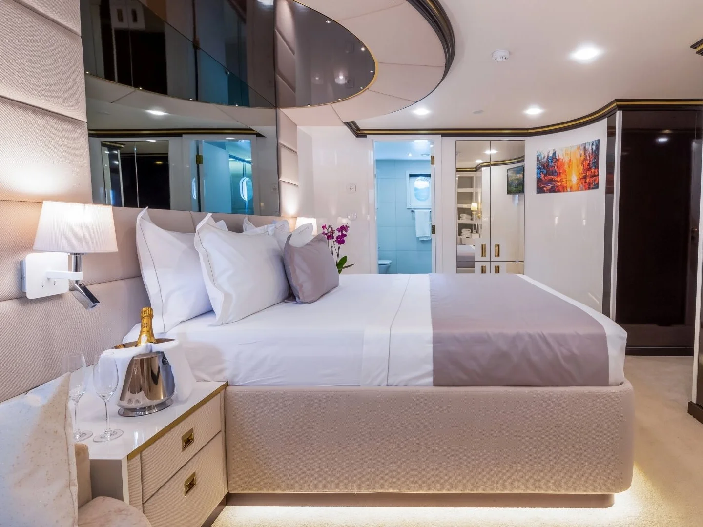 AURUM SKY | Custom 43.5 M - Photo 22
