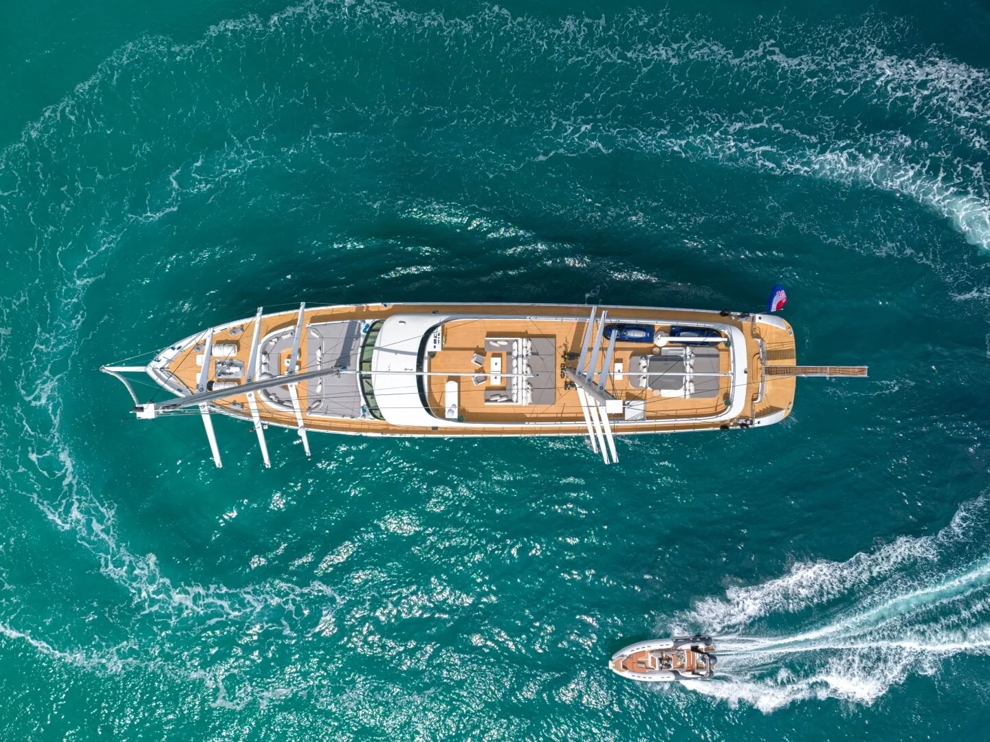AURUM SKY | Custom 43.5 M - Photo 10