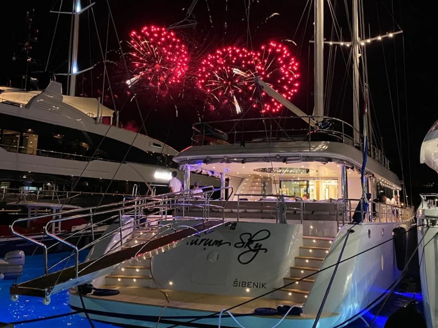 AURUM SKY | Custom 43.5 M - Photo 14
