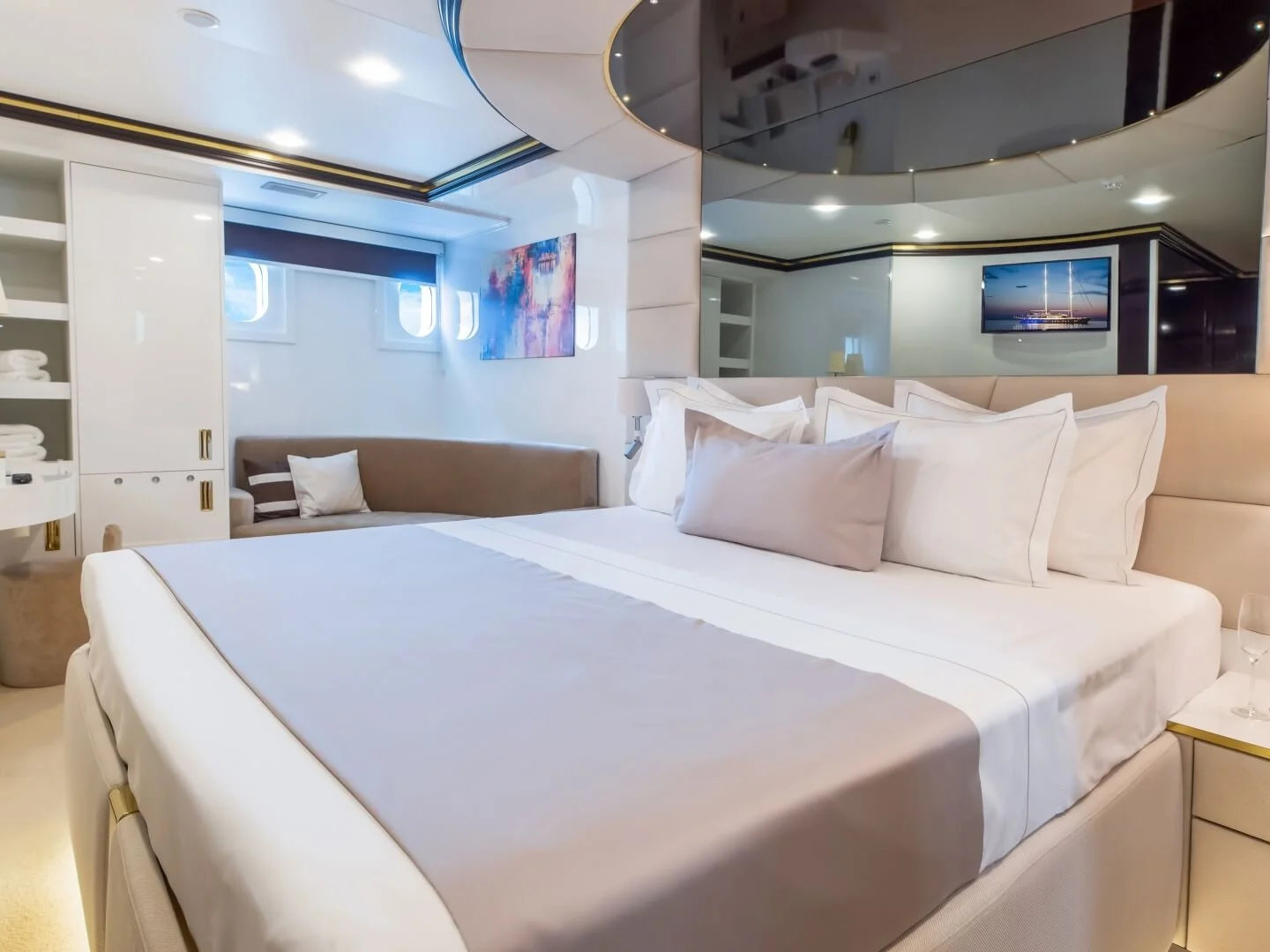 AURUM SKY | Custom 43.5 M - Photo 24