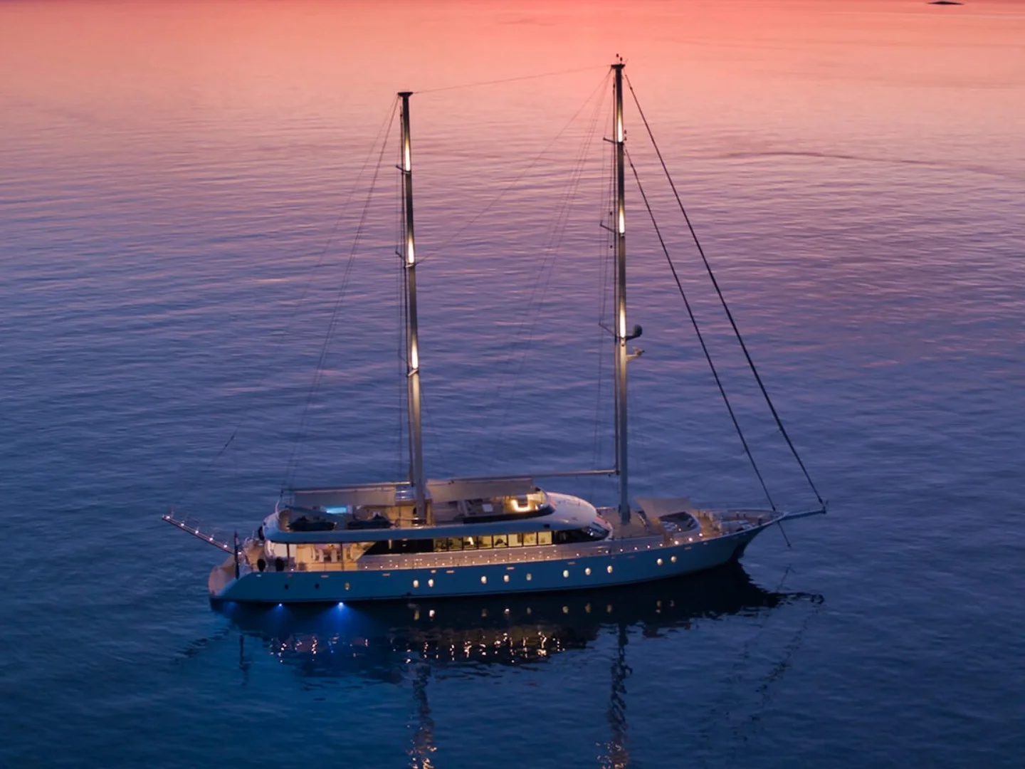 AURUM SKY | Custom 43.5 M - Photo 5