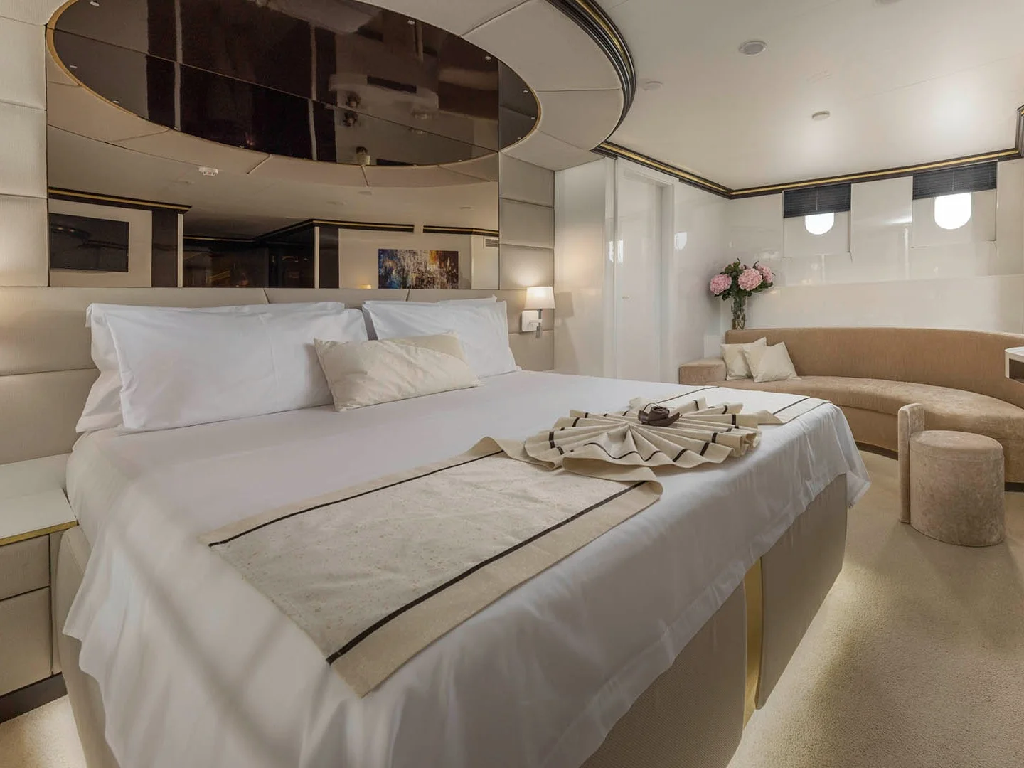 AURUM SKY | Custom 43.5 M - Photo 18
