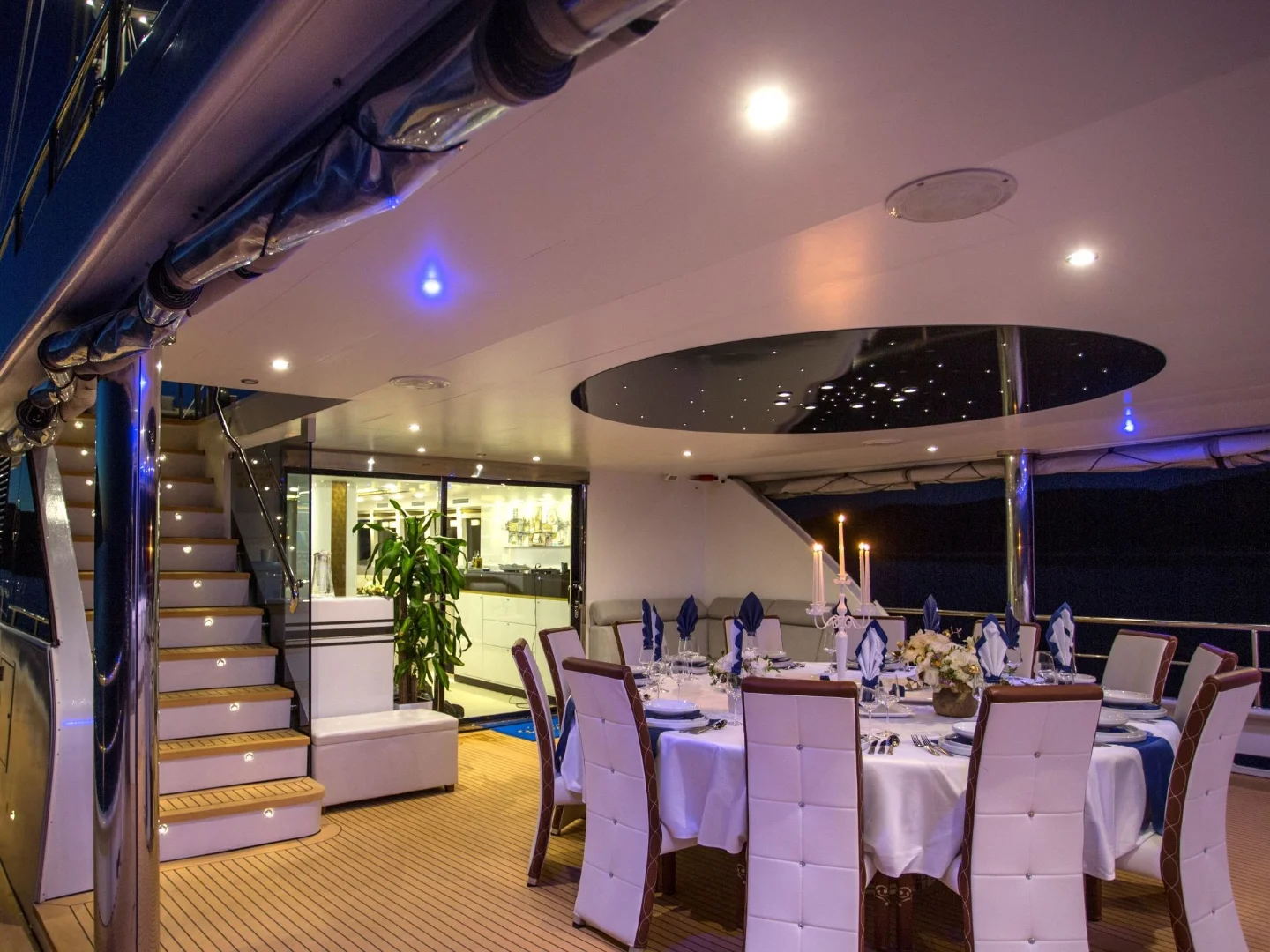 AURUM SKY | Custom 43.5 M - Photo 16
