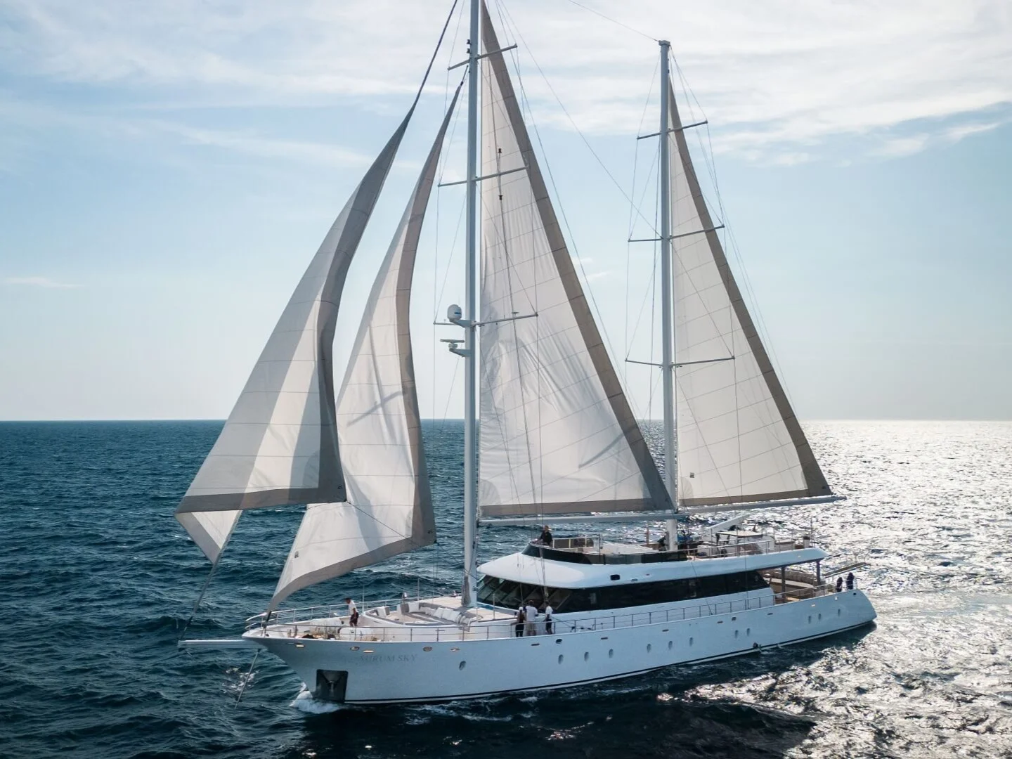 AURUM SKY | Custom 43.5 M