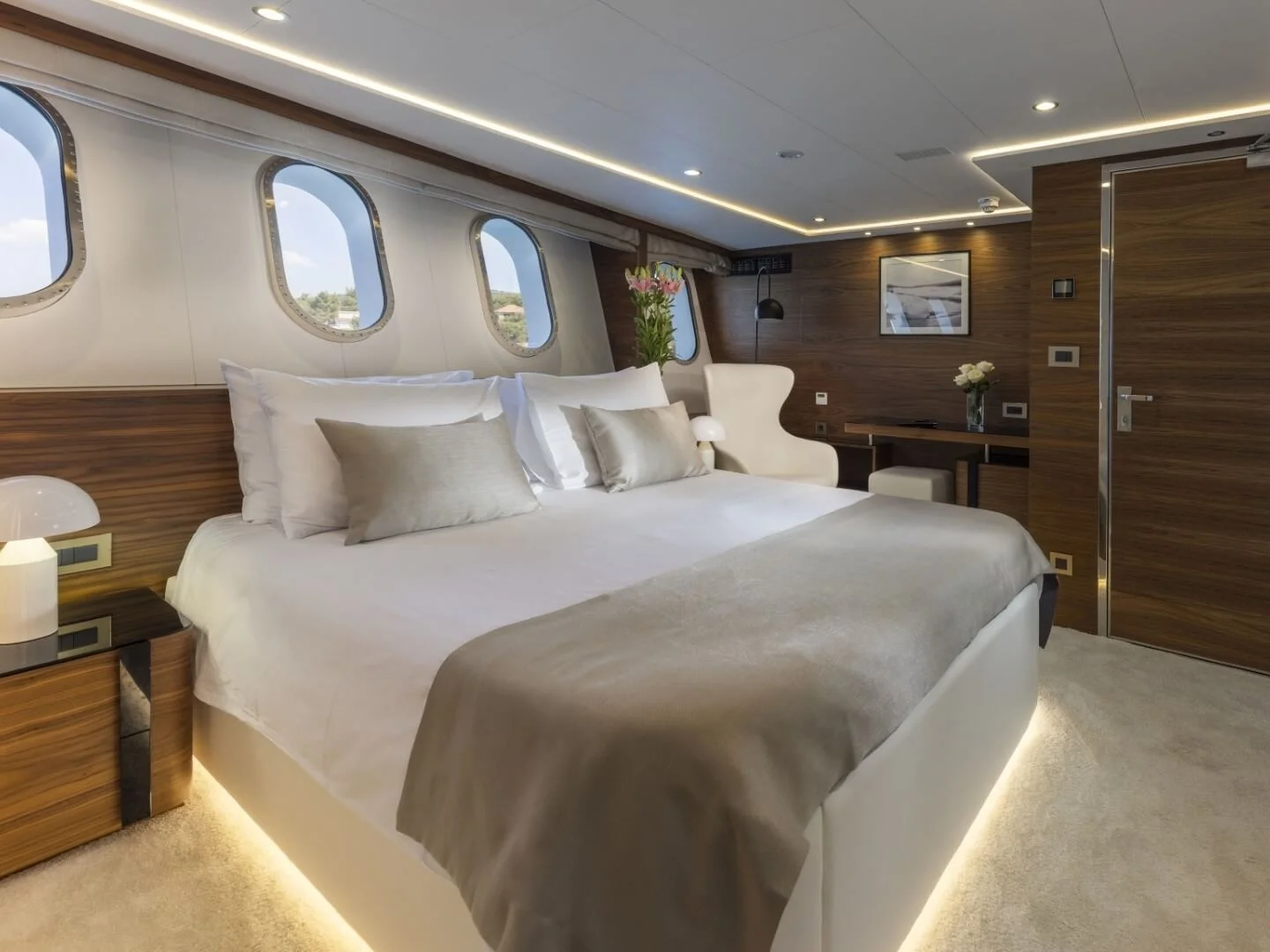 ANTHEA | Custom 52M - Photo 21