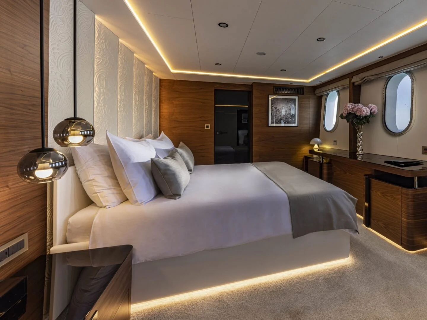 ANTHEA | Custom 52M - Photo 23