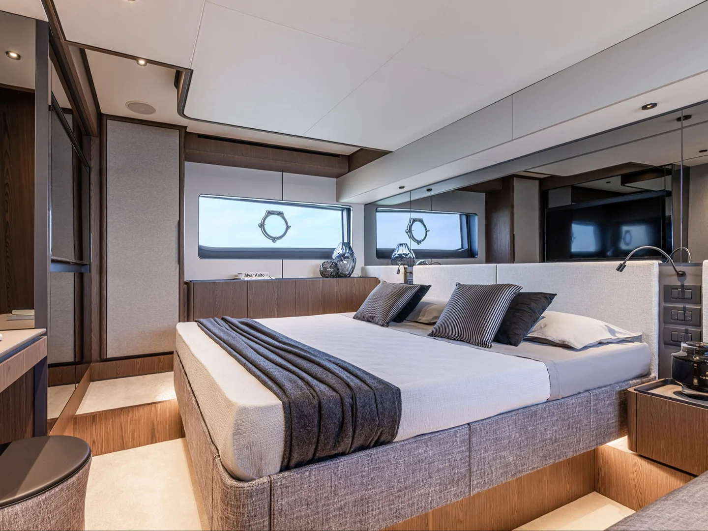 DAENI | Ferretti 580 - Photo 13