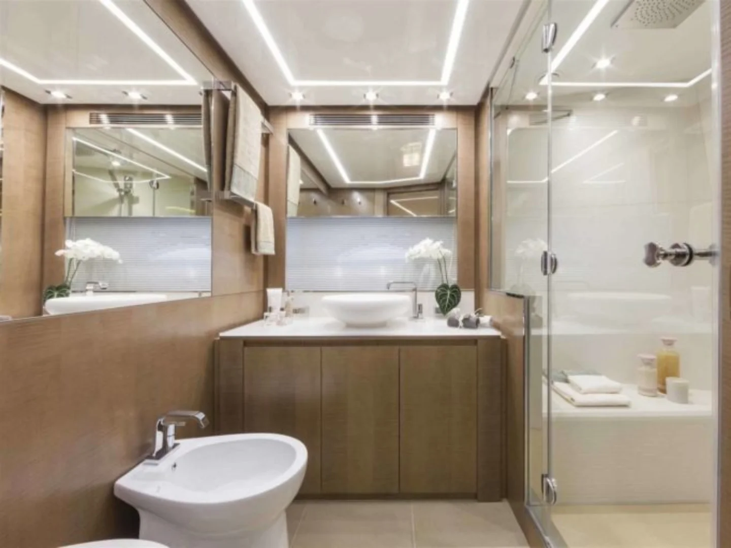 NAAV | Pershing 108 - Photo 26