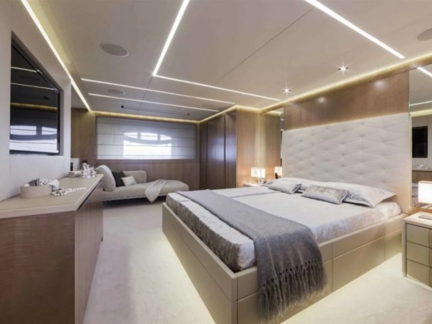 NAAV | Pershing 108 - Photo 20