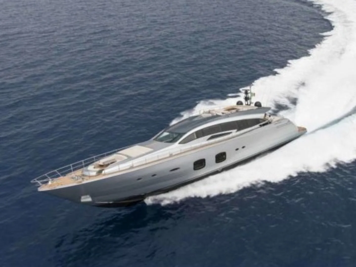 NAAV | Pershing 108 - Photo 4