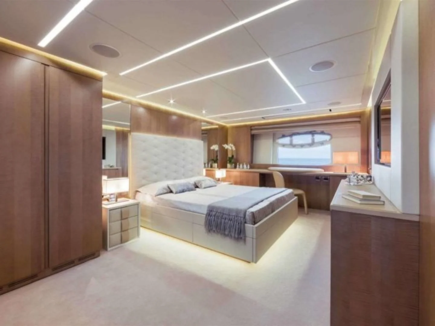 NAAV | Pershing 108 - Photo 23