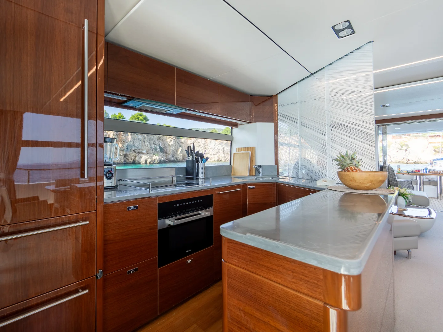 MIO BARCO II | Princess Y78 - Photo 34