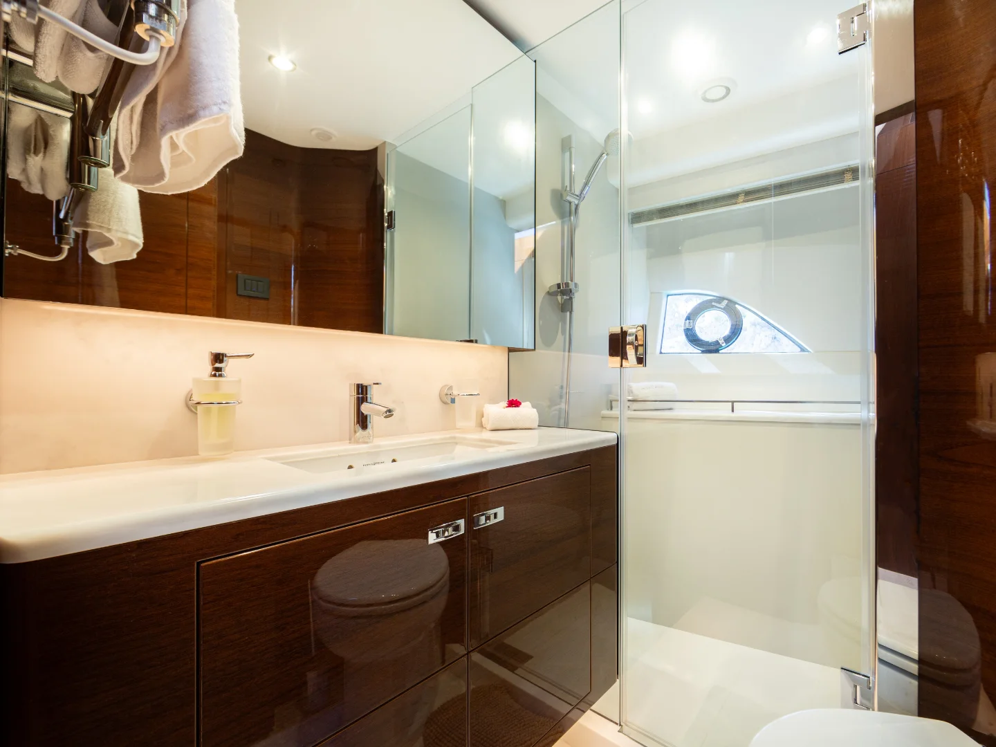 MIO BARCO II | Princess Y78 - Photo 44