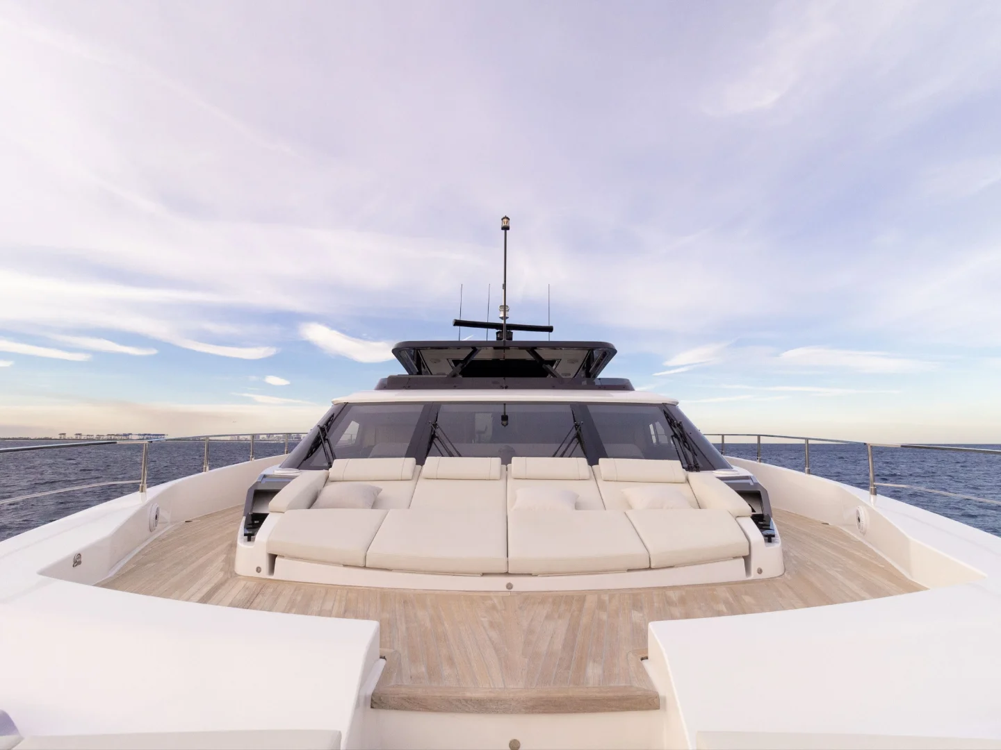 KARMA | Ferretti 100' - Photo 9
