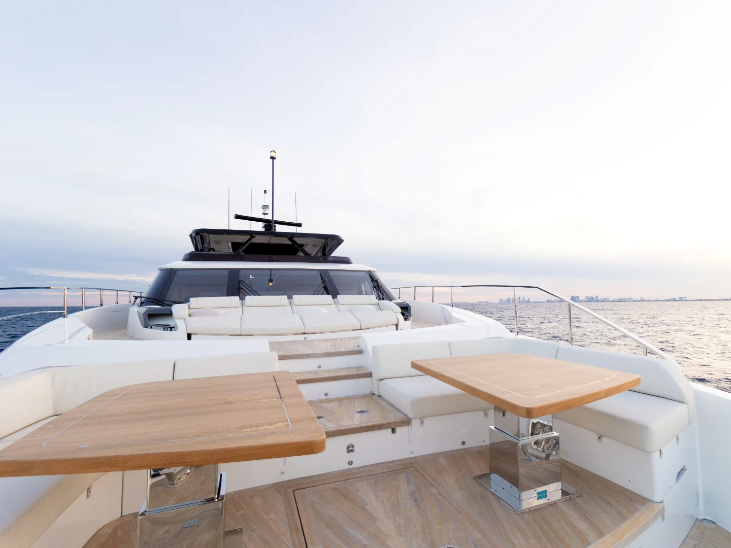 KARMA | Ferretti 100' - Photo 11