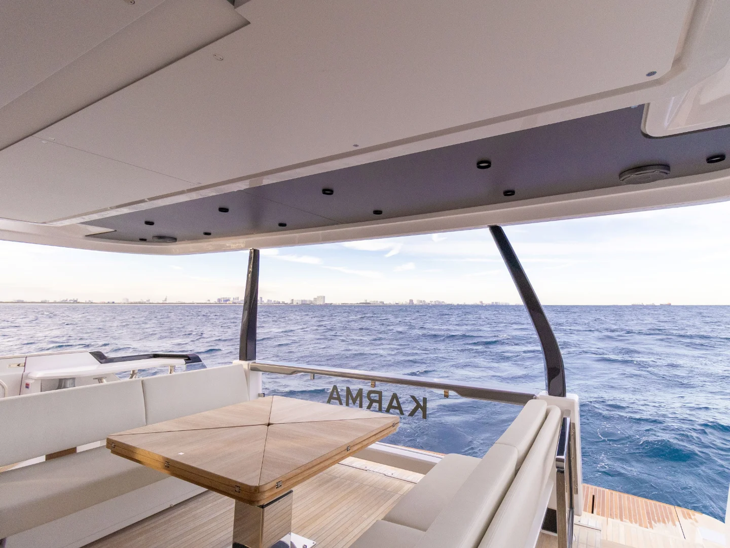 KARMA | Ferretti 100' - Photo 12