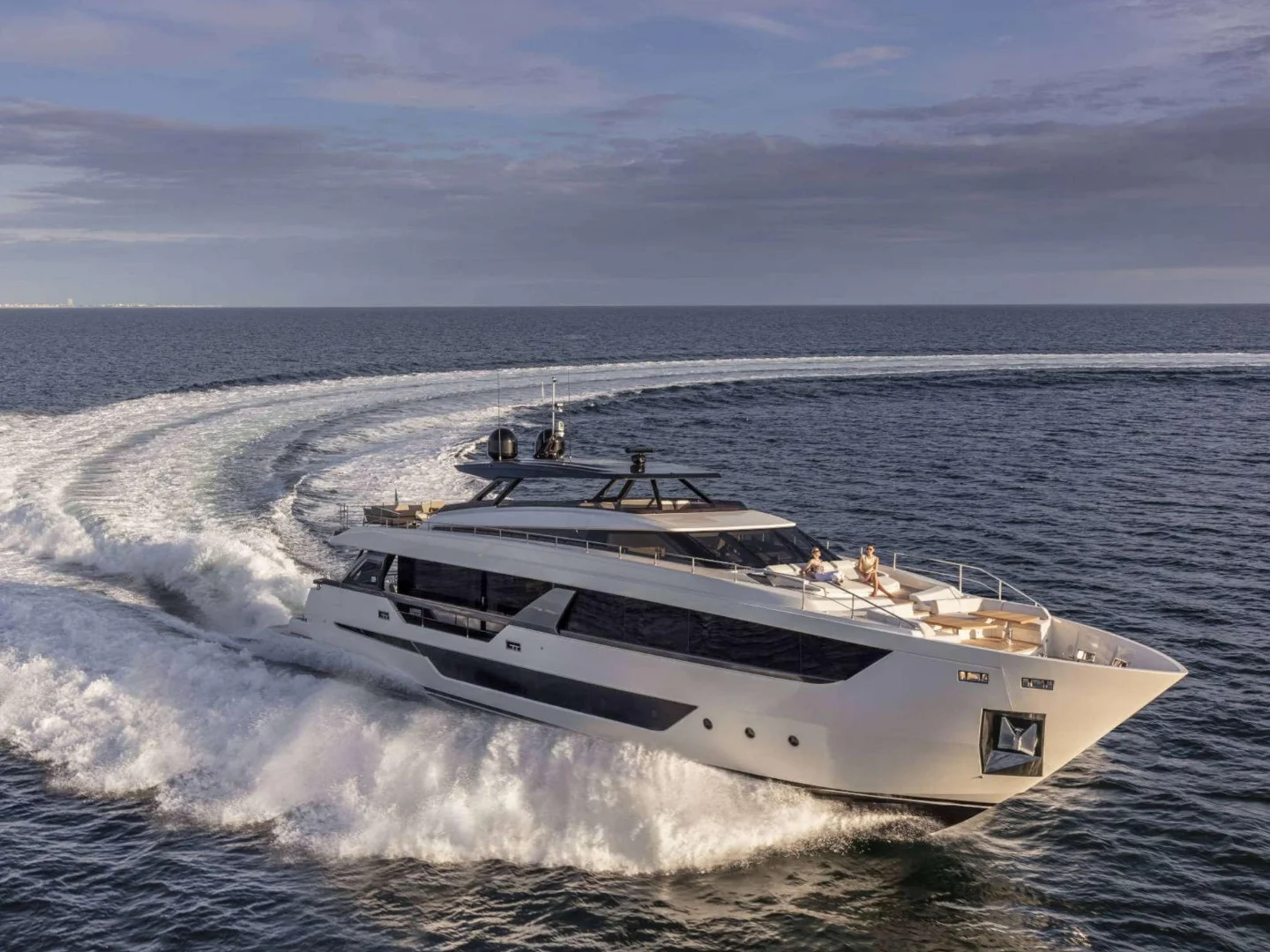 KARMA | Ferretti 100' - Photo 2