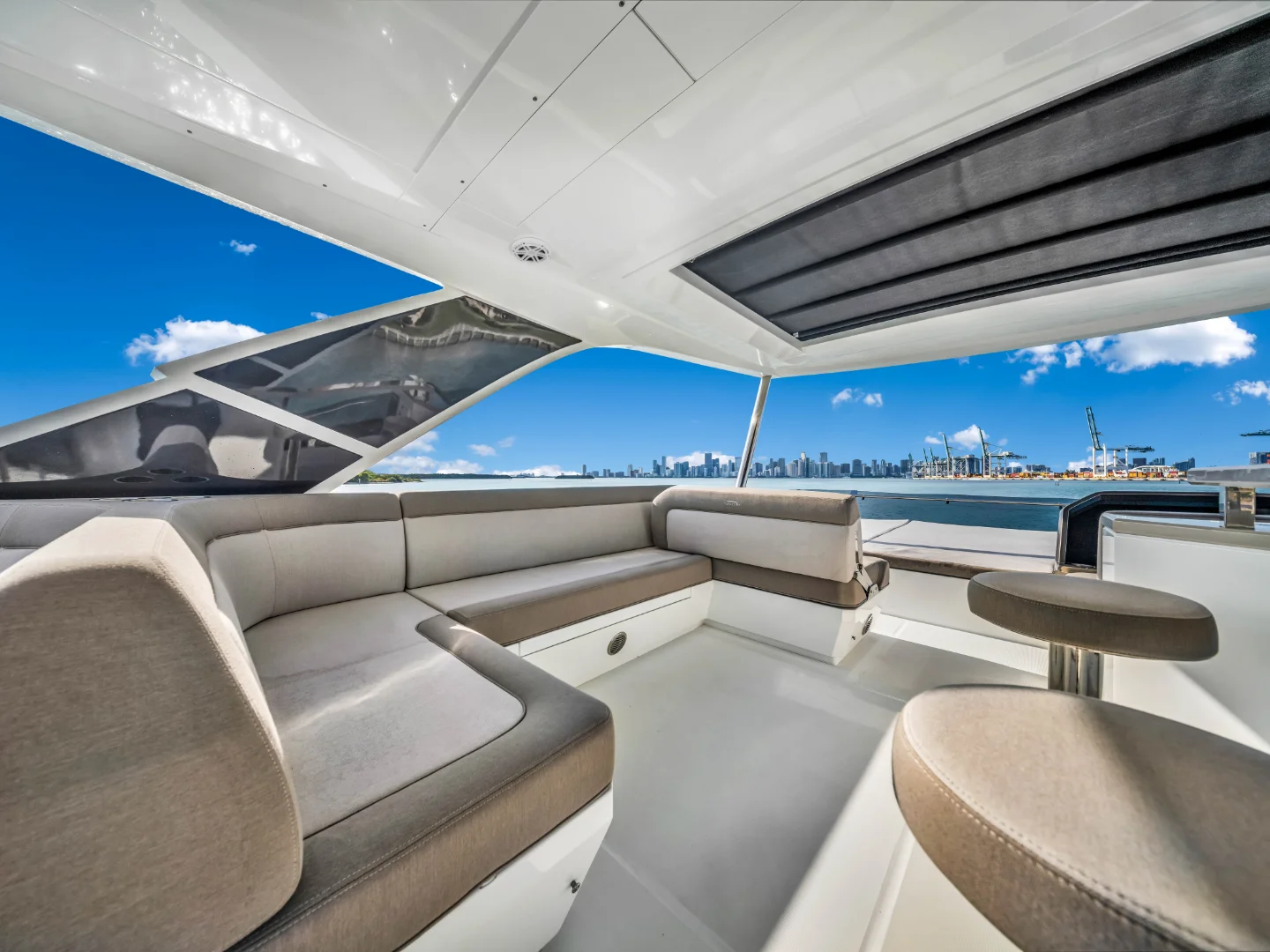 SEVEN SEAS | Galeon 68' - Photo 12