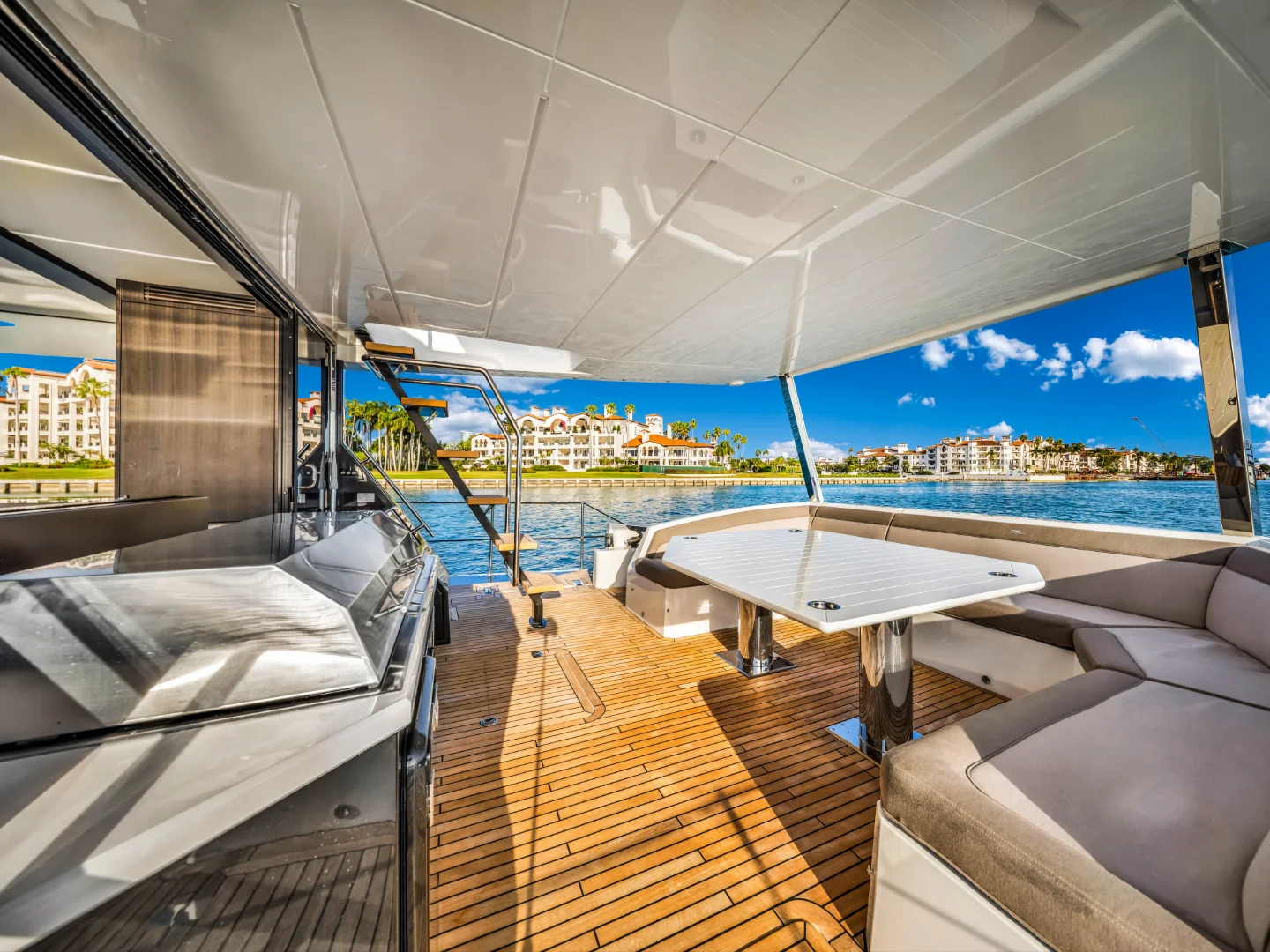SEVEN SEAS | Galeon 68' - Photo 49