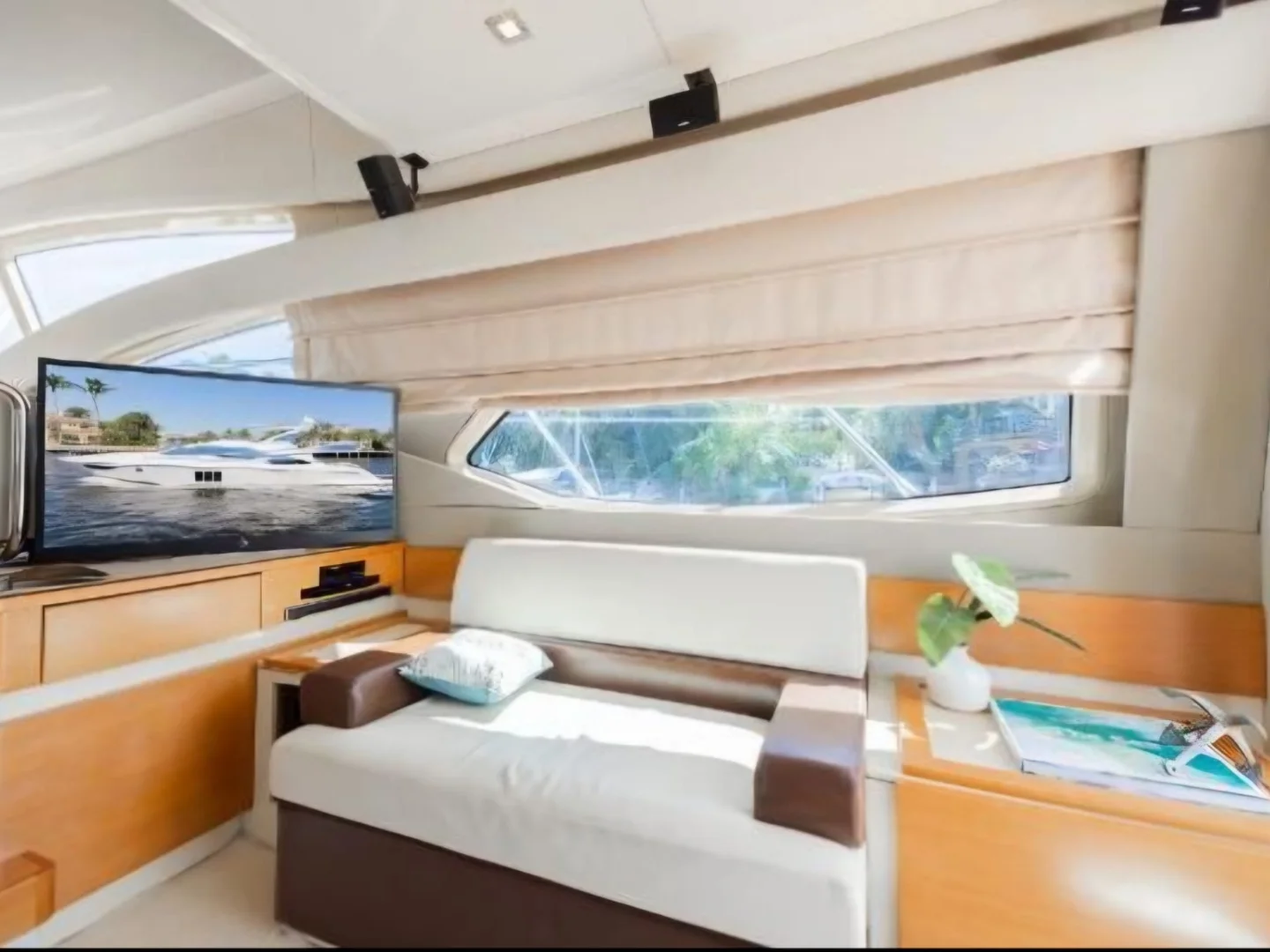 FREEDOM | Azimut 65 - Photo 14