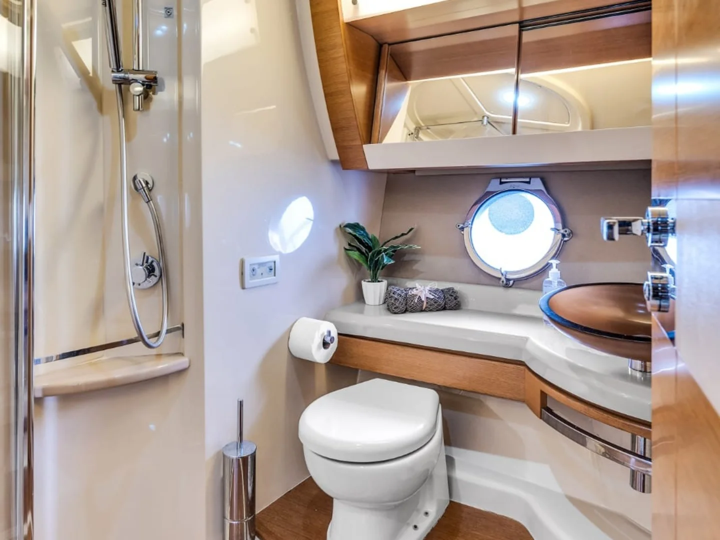 FREEDOM | Azimut 65 - Photo 43