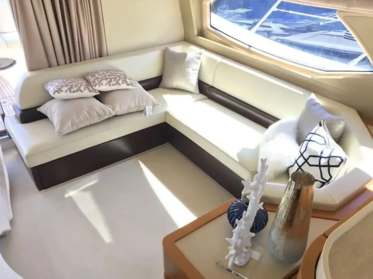 FREEDOM | Azimut 65 - Photo 11