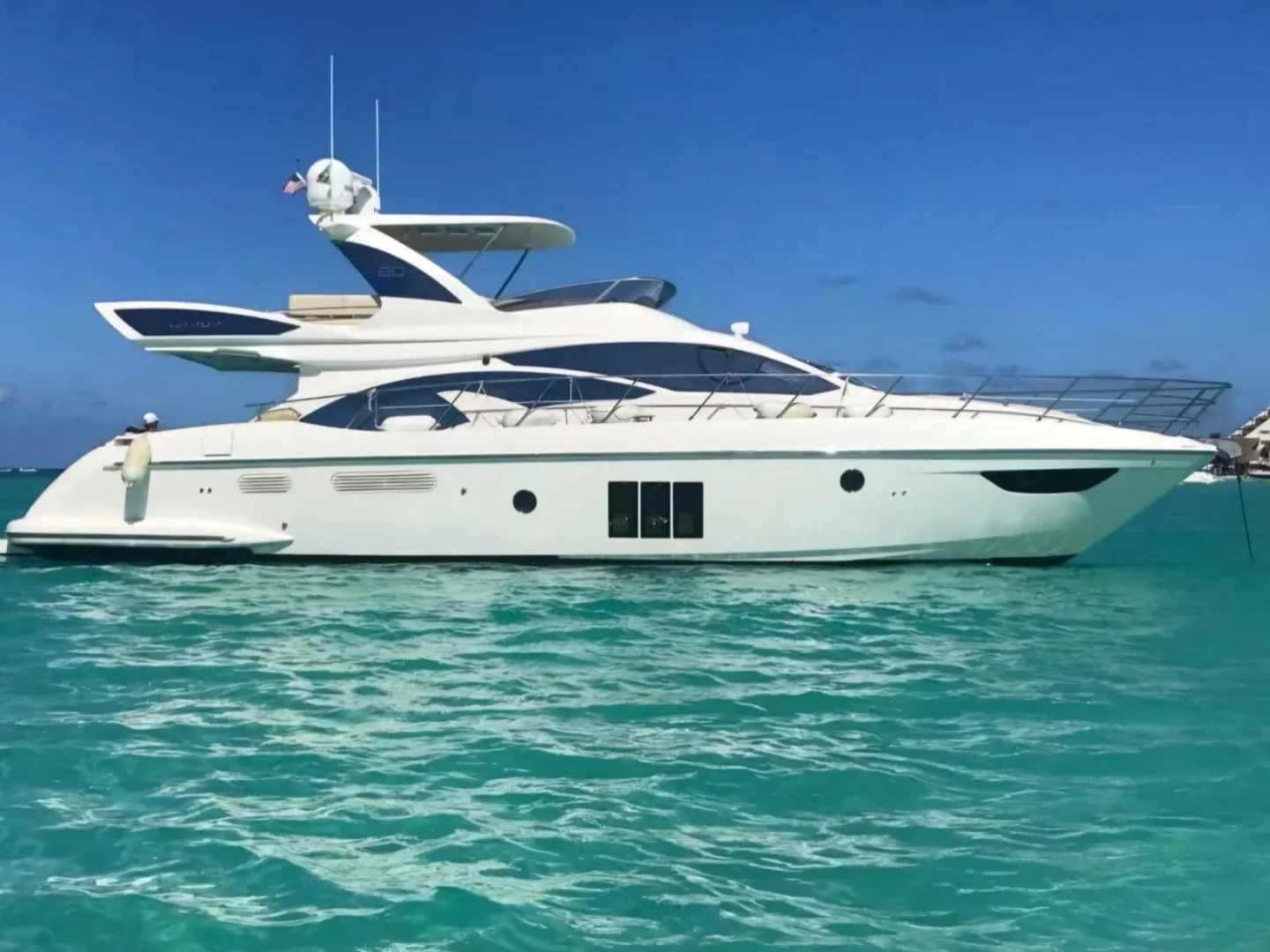 FREEDOM | Azimut 65 - Photo 5