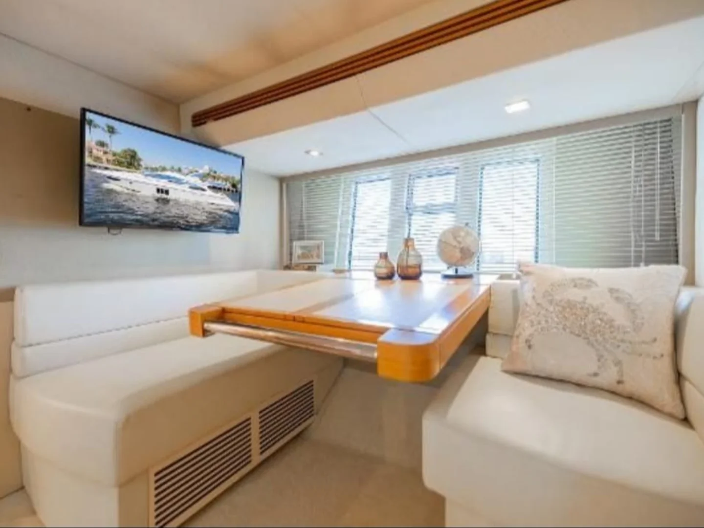 FREEDOM | Azimut 65 - Photo 20