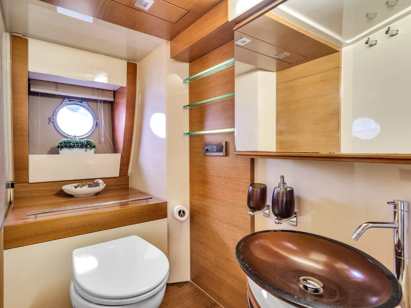 FREEDOM | Azimut 65 - Photo 47