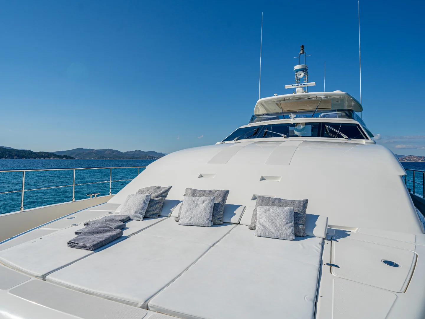 ETHNA | Ferretti Custom Line 97 - Photo 7