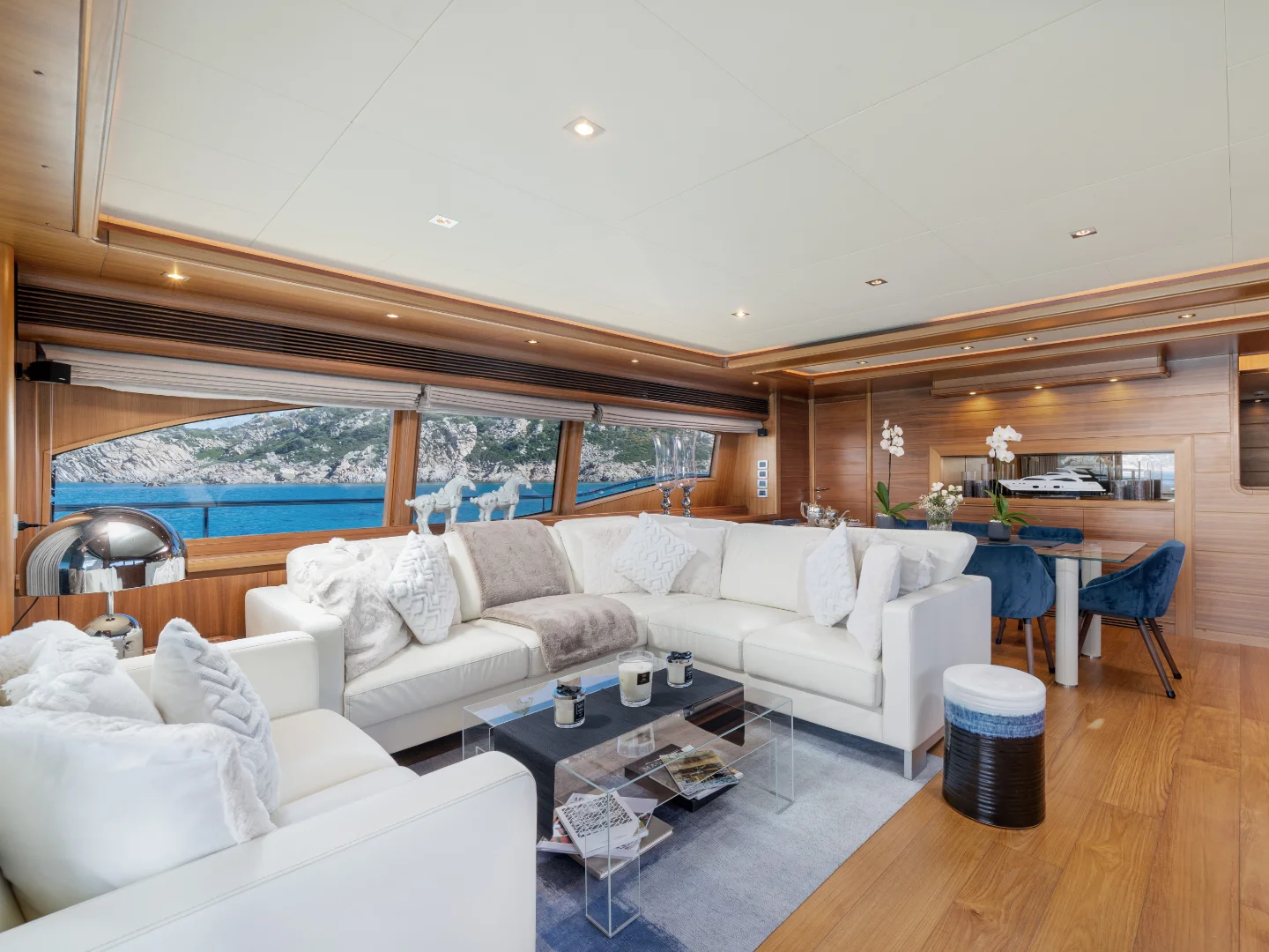 ETHNA | Ferretti Custom Line 97 - Photo 18