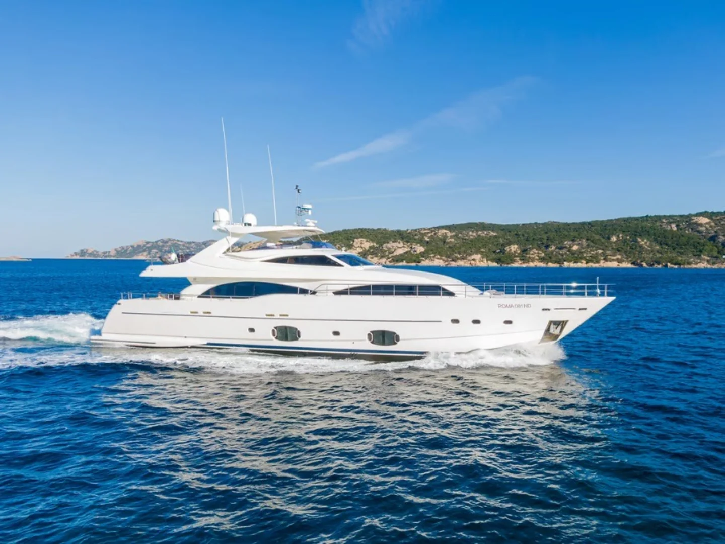 ETHNA | Ferretti Custom Line 97 - Photo 2