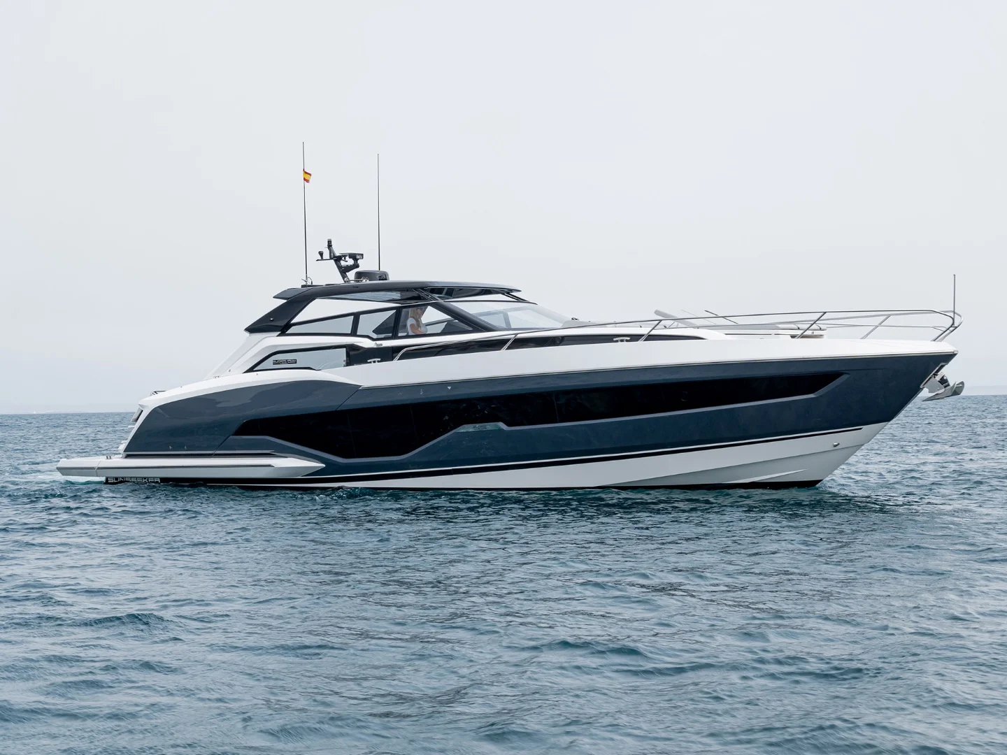 ELISEAUM | Sunseeker Superhawk 55 - Photo 5