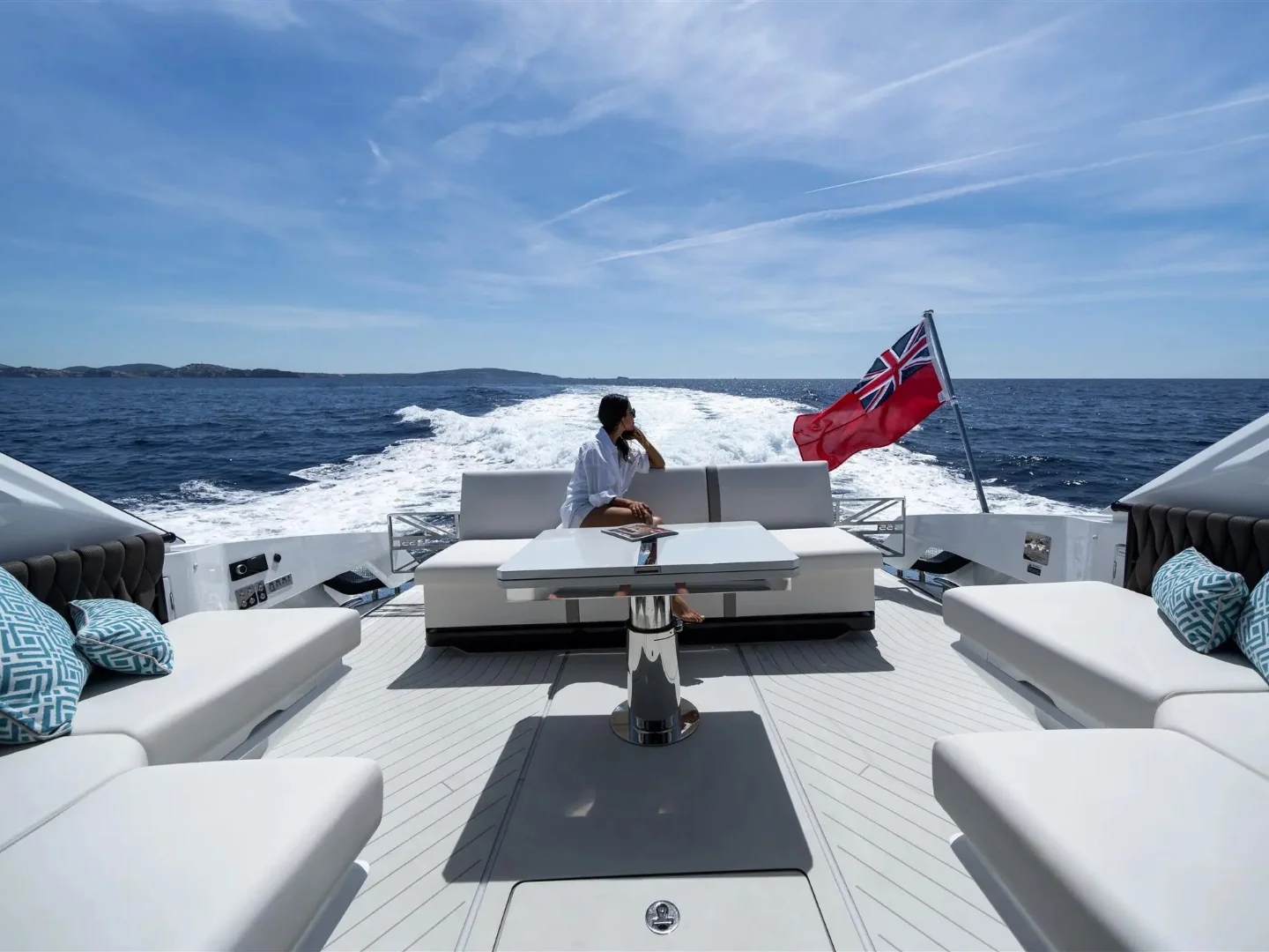 ELISEAUM | Sunseeker Superhawk 55 - Photo 13