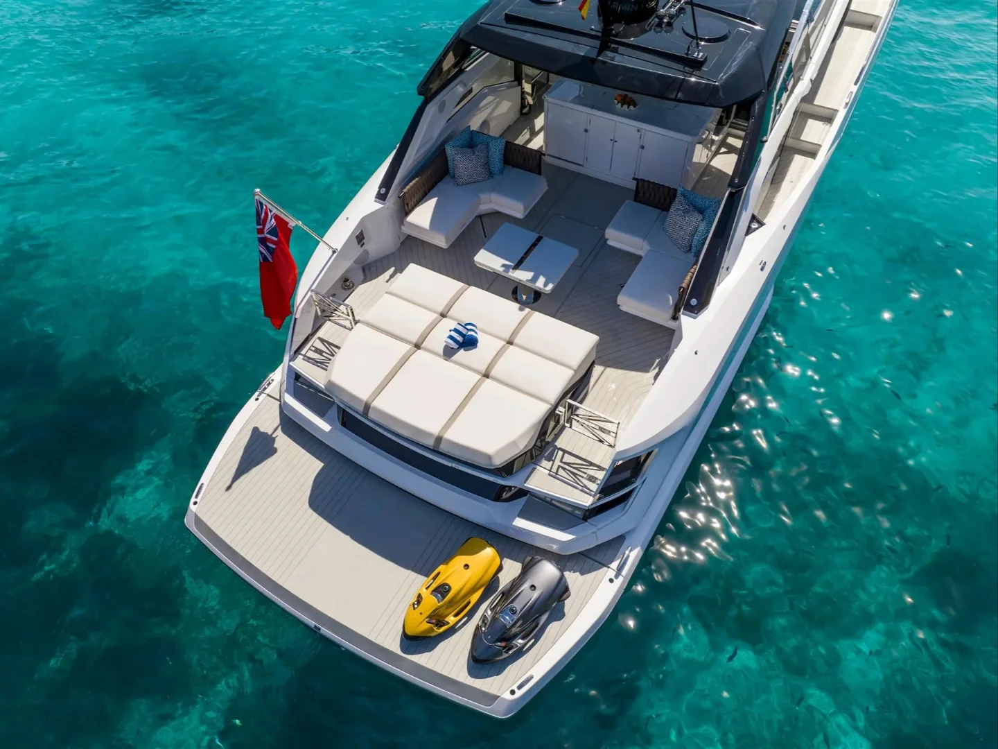 ELISEAUM | Sunseeker Superhawk 55 - Photo 10