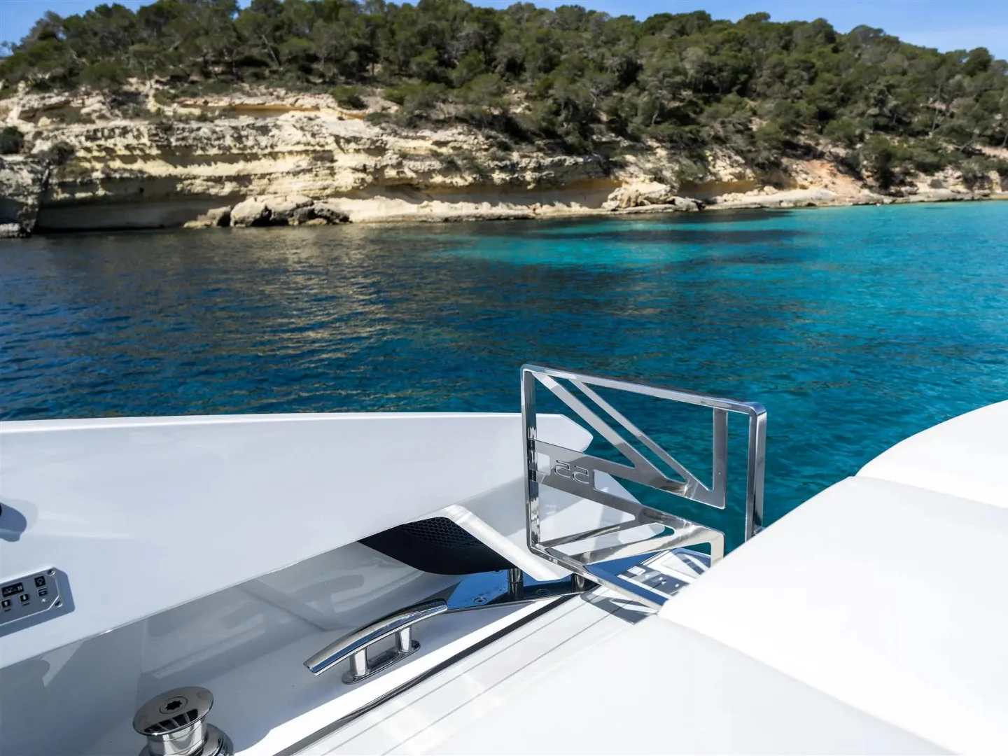 ELISEAUM | Sunseeker Superhawk 55 - Photo 17