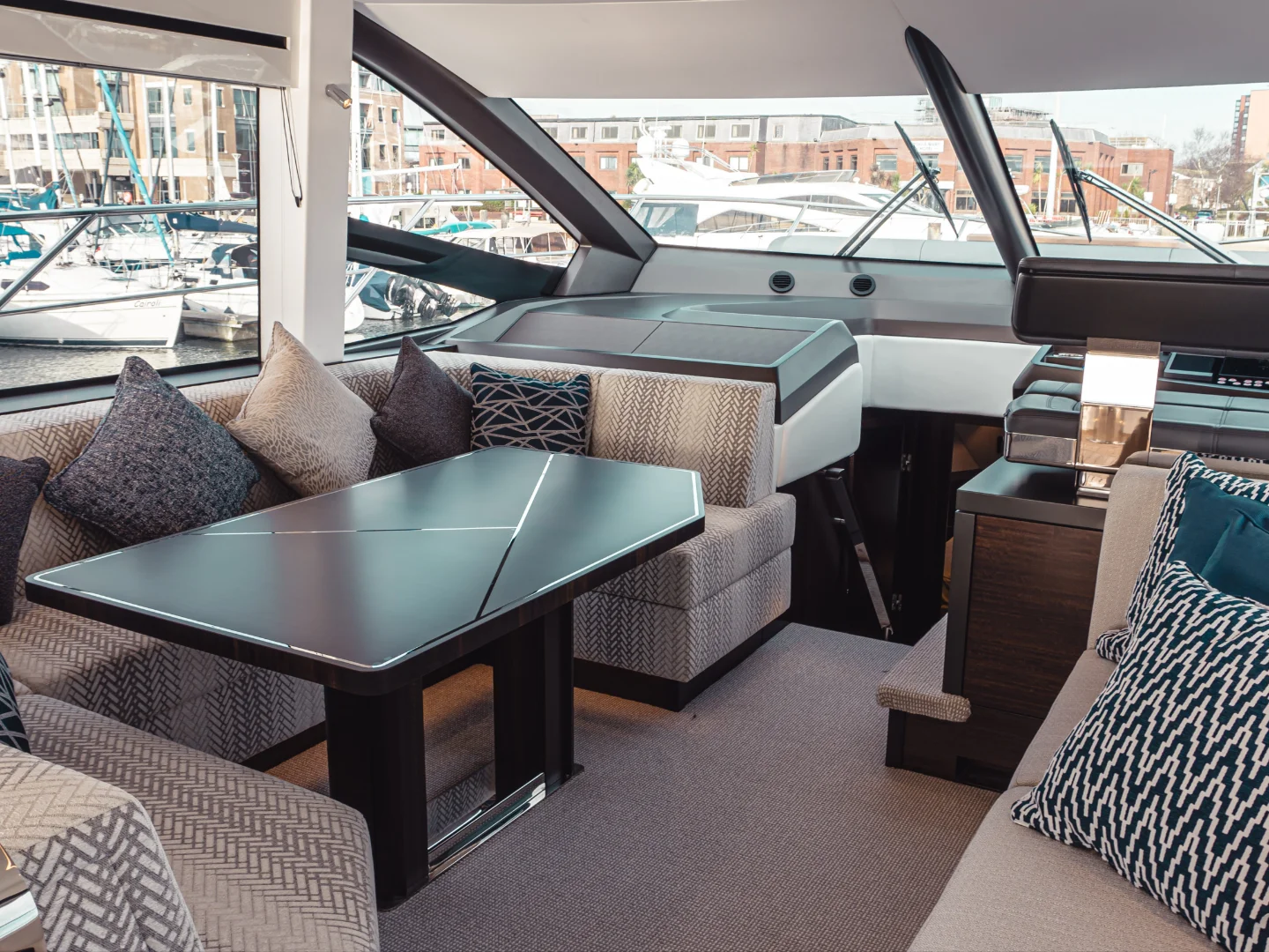PERFECTION STILL | Sunseeker Manhattan 55 - Photo 14